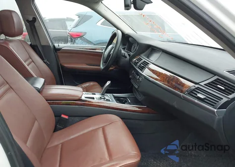 2013 BMW X5 xDrive35I/xDrive35I Premium/xDrive35I Sport Activity из США, поврежденный, VIN 5UXZV4C59D0E03456